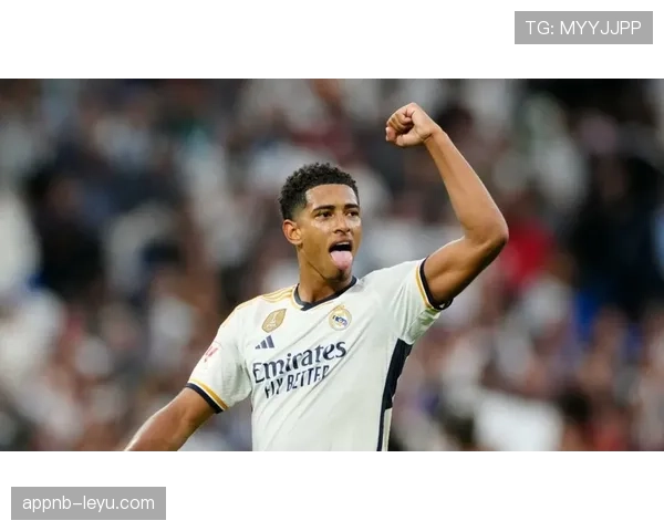 姆巴佩今夏正式加盟皇马，与维尼修斯、贝林厄姆组成梦幻锋线引热议