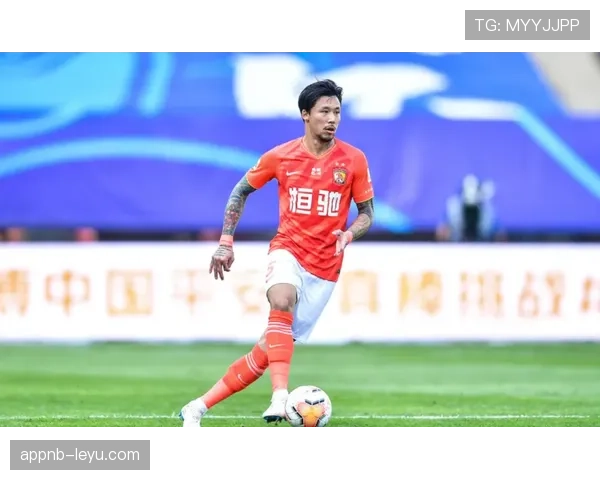 张琳芃深情回顾职业生涯，恒大时代铸就铁血后防