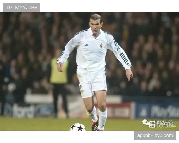 齐达内战术启示：现代足球如何在攻守之间找到完美平衡