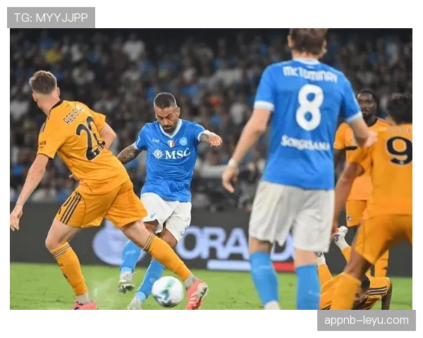 那不勒斯防线稳固,新赛季防守体系增强球队竞争力分析 那不勒斯防线稳固,新赛季防守体系增强球队竞争力分析