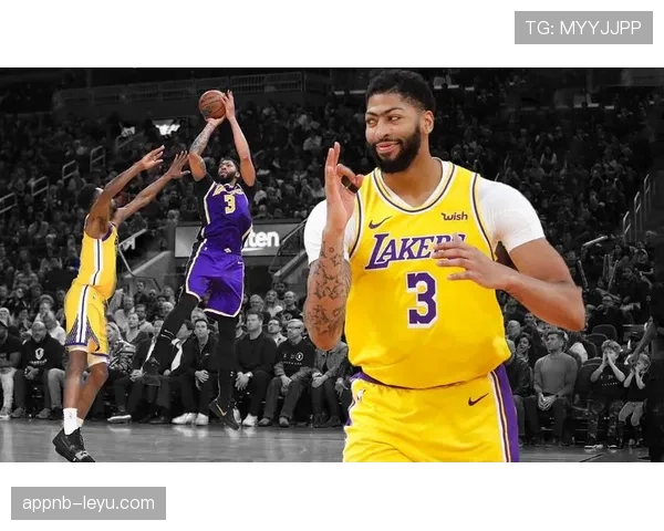 沃克·凯斯勒挡拆创造机会显著提升无球三分效率